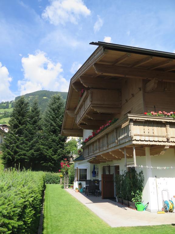 Appartment Nill Hippach Buitenkant foto